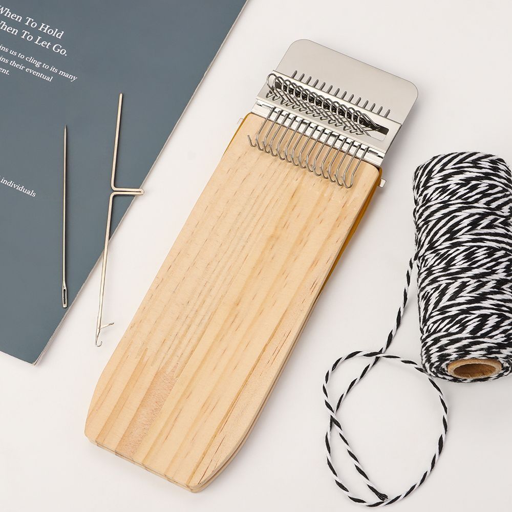 Hölzernes Mini-DIY-Nähzubehör, – Sewing Machine In Textile Bewertung und Preis