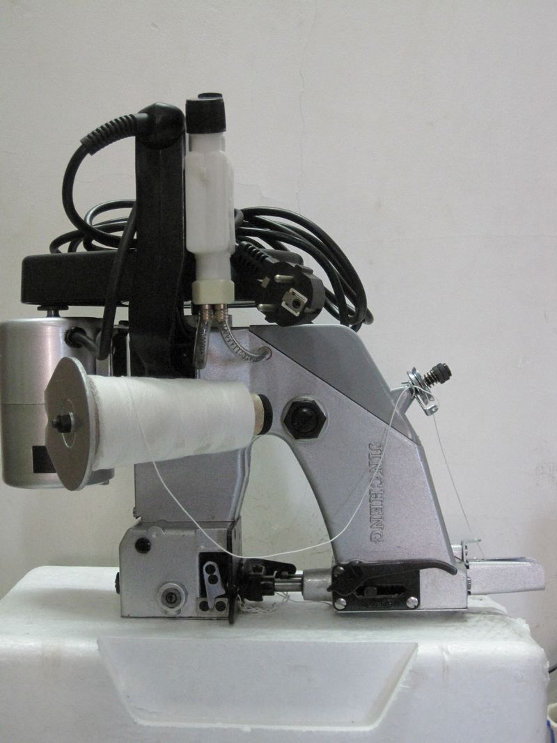 Tragbare Versiegelungsmaschine – Sewing Machine In Textile Bewertung und Preis